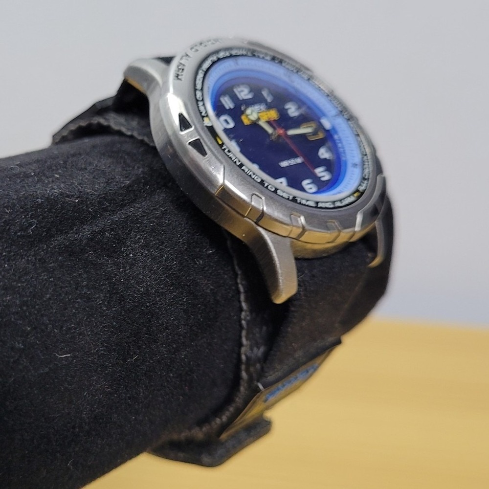 Vintage Timex Men Reef Gear Indiglo Alarm Date Black Leather Quartz Watch 7 3/4" - Picture 4 of 6